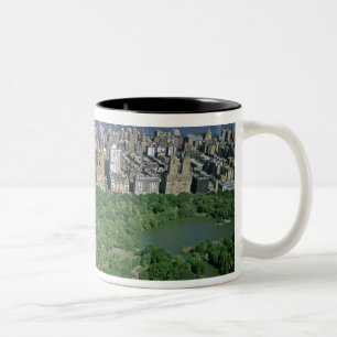 Luftblick auf den Central Park und die Westseite Zweifarbige Tasse