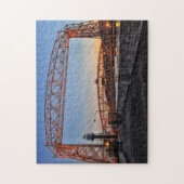 Luftbrücke und Leuchtturm Duluth Minnesota Puzzle (Vertikal)