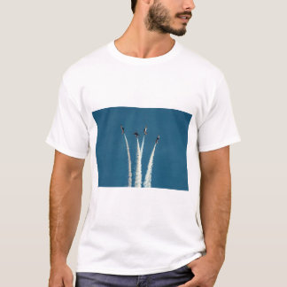 Luftfahrt-Flugshow Militärjets im Formationsflug T-Shirt