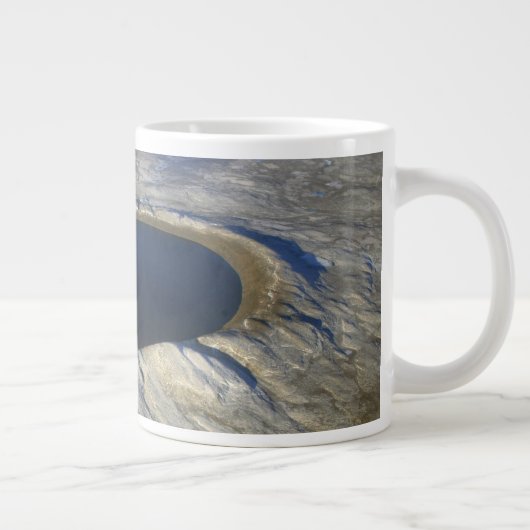 Luftschiff Pingualuit Krater, Quebec, Kanada. Jumbo-Tasse (Rechts)