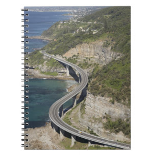 Luftsicht auf Sea Cliff Bridge in der Nähe von Wo Notizblock