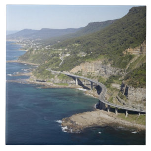 Luftsicht auf Sea Cliff Bridge near Wollongong, 2 Fliese