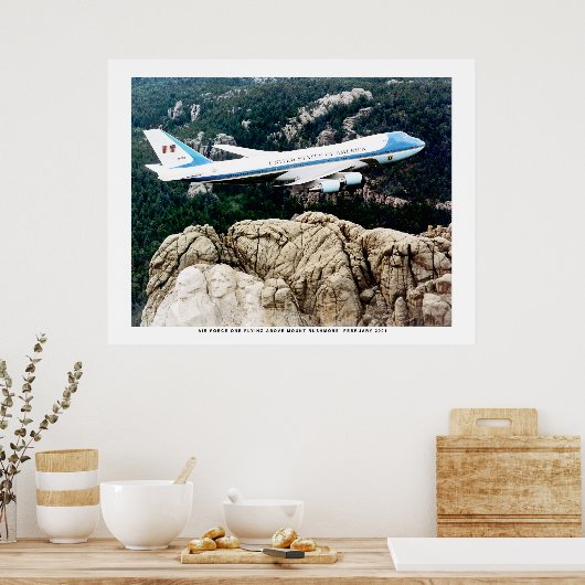 Luftwaffe 1 Flug über Berg Rushmore Poster (Küche)