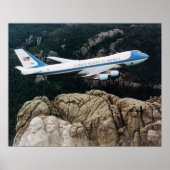 Luftwaffe 1 über Mount Rushmore Poster (Vorne)