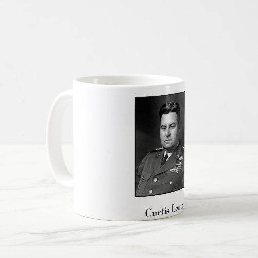 Luftwaffen-General Curtis Lemay Kaffeetasse (Vorderseite Links)