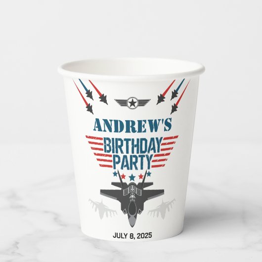 Luftwaffenflugzeug-Pilot Geburtstag Pappbecher (Rückseite)