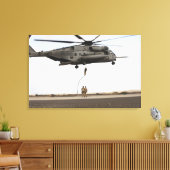 Luftwaffenparareskuemen führen Kampfeinsatz 3 Leinwanddruck (Insitu (Wohnzimmer))