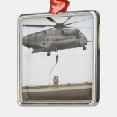 Luftwaffenparareskuemen führen Kampfeinsatz 3 Silbernes Ornament (Links)