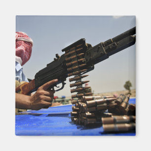 Lüge mit 762 Millimeter-Runden auf dem LKW Magnet