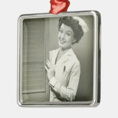 Lugende Krankenschwester Silbernes Ornament (Links)