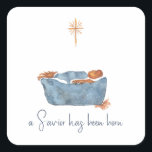 Luke 2:11 Minimalistische Weihnachtsgeburt Quadratischer Aufkleber<br><div class="desc">Ich habe diesen modernen minimalistischen Wasserfarbenmagier mit dem Baby Jesus für Sie gemalt. Der Weihnachtsstar und die blaue und gelbe Krippe sind ein einfaches und lockeres Aquarellbild. Das stilvolle moderne Skript ist bearbeitbar. "a Erretter wurde geboren" wird aus dem Schriftstellervers Luke 2:11 übernommen. Dieser religiöse Weihnachtsaufkleber wäre ideal für die...</div>