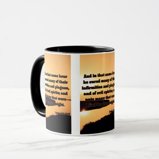 Luke 7:21 KJV Bibelschrift Pic Two-Tone Tasse (Vorderseite Links)