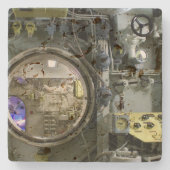 Luke auf einem alten Retro-U-Boot Steinuntersetzer (Vorderseite)