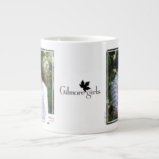 Luke und Lorelai Kiss Jumbo-Tasse (Vorderseite)