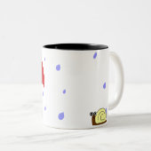 Lulu, der Senegal-Papagei, fest im Regen Zweifarbige Tasse (VorderseiteRechts)