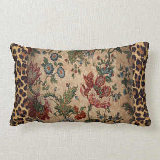 Lumbales Kissen im Leoparden und im Blumengewebe