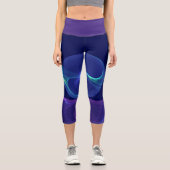 Luminous Blue Lila Dream Abstraktes Fraktal Kunst, Capri Leggings (Vorderseite)