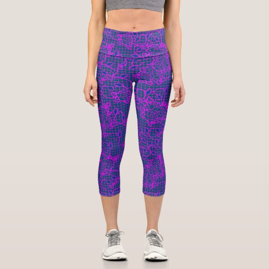 Luminous indigo Blume auf Net.01.b Blue BG Capri Leggings (Vorderseite)