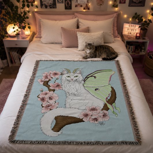 Luna Moth Moon White Cat Green Decke