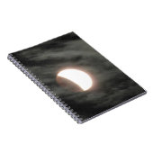 Lunar Eclipse in Wolken Notizblock (Rechte Seite)