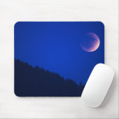 Lunar Eclipse über Wald | Zug, Schweiz Mousepad (Mit Mouse)