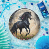 Lunar Elegance: Schwarzes Fantasy - Pferd mit dem Pappteller (Party)