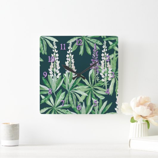 Lupin-Blume Quadratische Wanduhr (Zuhause)