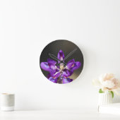 Lupine Wonder Runde Wanduhr (Zuhause)
