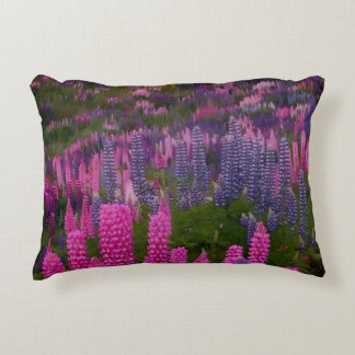 Lupinen-Blumenfeld Natur-Ästhetik-Druck Dekokissen