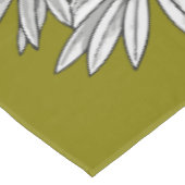 Lupinen-Senfgelb-Botaniktischdecke Tischdecke (Schrägansicht)