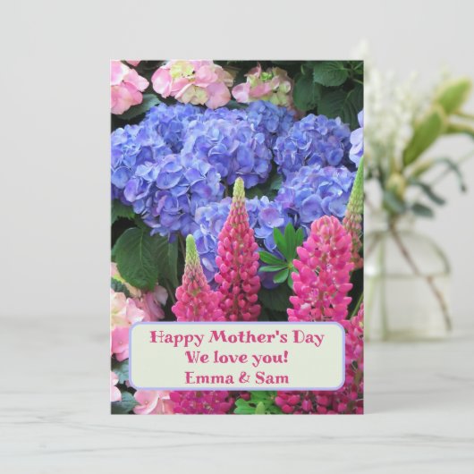 Lupins Hydrangea Blume Happy Mütter Day Card Einladung (Stehend Vorderseite)