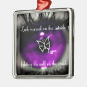 Lupus eye22.jpg ornament aus metall (Links)