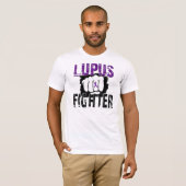 Lupus-Kämpfer mit der Faust T-Shirt (Vorne ganz)