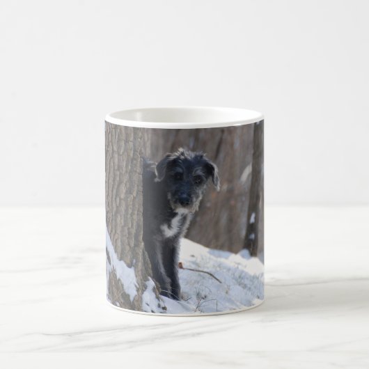 Lurcher hinter einem Baum - Tasse (Mittel)