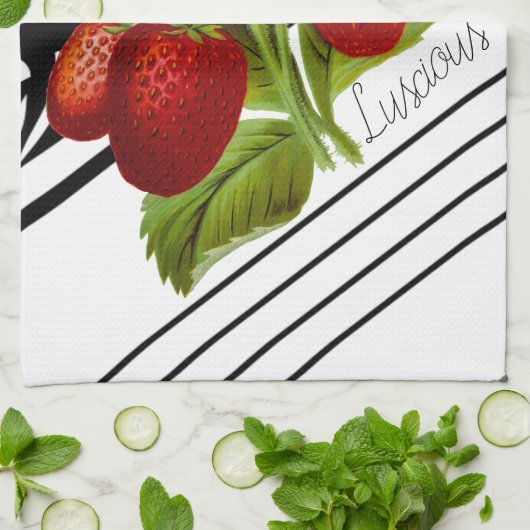 Luscious Erdbeeren auf Schwarz und Weiß Grafik Geschirrtuch (Gefaltet)