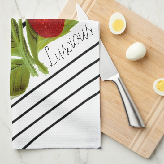 Luscious Erdbeeren auf Schwarz und Weiß Grafik Geschirrtuch (Viertel Falte)