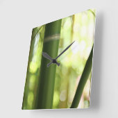Lush Green Bamboo Forest Quadratische Wanduhr (Winkel)