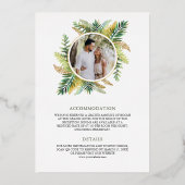 Lush Green Ferns Foto All in One Wedding Gold Folieneinladung (Rückseite)