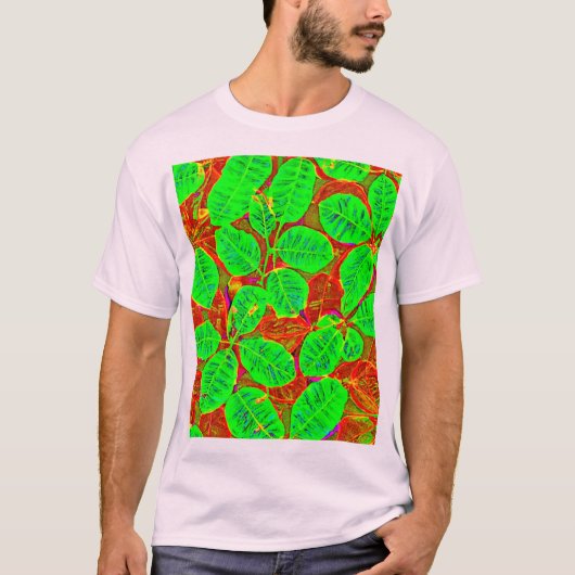 Lush Green Leaf Muster T-Shirt (Vorderseite)