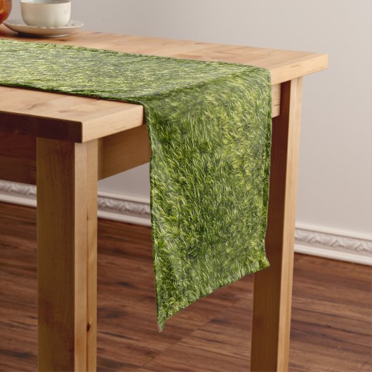 Lush Green Moss Kurzer Tischläufer (Beispiel)