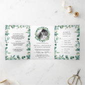 Lush Greenery Eucalyptus Blätter in einer Hochzeit Dreifach Gefaltete Einladung (Innenseite)