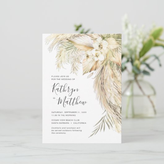 Lush Palms und Pampas Grass Boho Micro Wedding Einladung (Stehend Vorderseite)