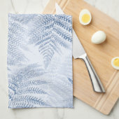 Lush Serene Blue Ferns auf Green Geschirrtuch (Viertel Falte)