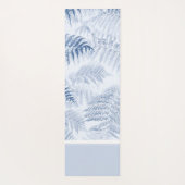 Lush Serene Blue Ferns Monogram Initials Yogamatte (Rückseite)