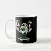 Lustig 6 7 Sechs Sieben 67 Fußball Meme Glasierte Kaffeetasse (Links)