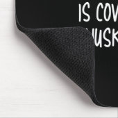 Lustig bedeckt mit Husky-Haar  Mousepad (Ecke)