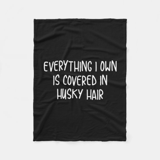 Lustig bedeckt mit Husky-Haaren Fleecedecke (Vorderseite)