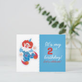 lustig-blauer Clowngeburtstag Einladungspostkarte (Stehend Vorderseite)