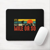 Lustig Es Ist Noch Ein Halber Kilometer Oder So Wa Mousepad (Mit Mouse)