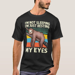 Lustig ich schlafe nicht ich ruhe nur meine Augen T-Shirt